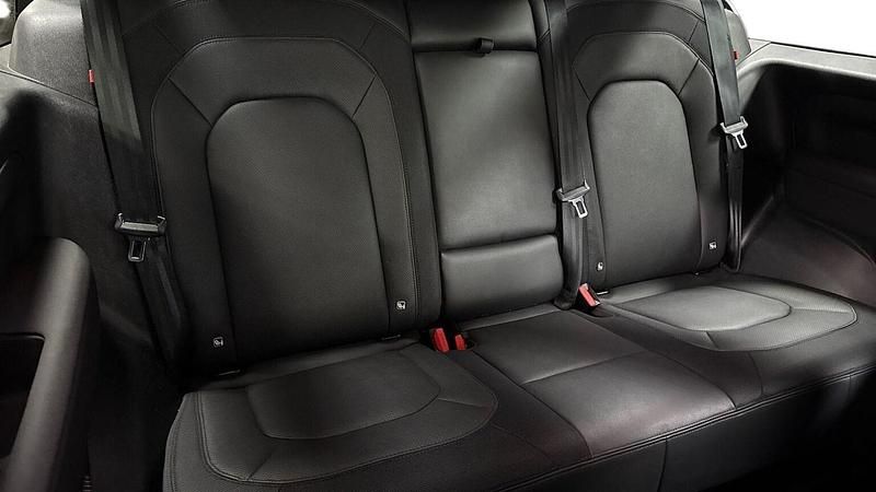 Usado Land Rover Defender SE Dynamic 2022 Prateado SUV