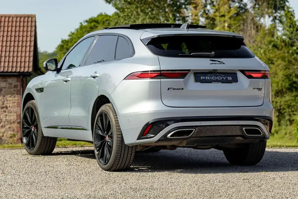Used Jaguar F-Pace R-Dynamic 340 HP (250 kW) 2021 Silver SUV
