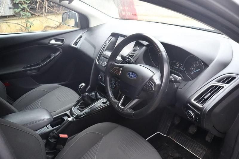 Used Ford Focus Titanium 2015 Silver Hatchback