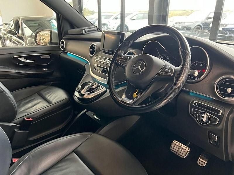 Used Mercedes V250 190 HP (139 kW) 2016 Silver MPV