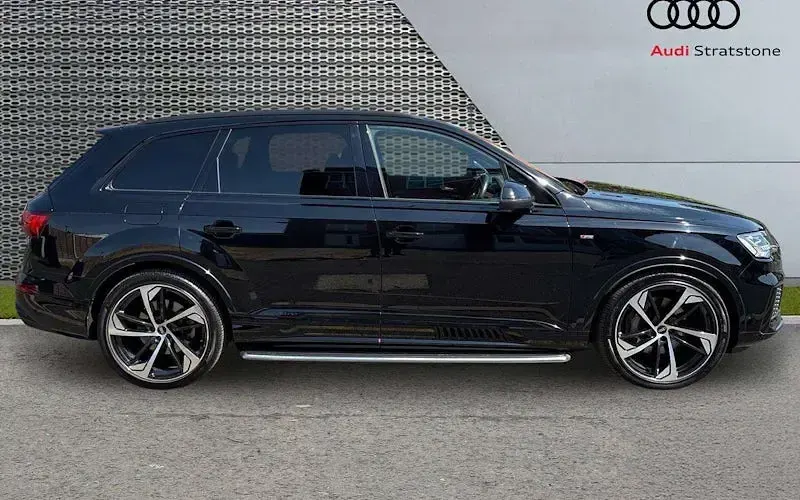 Used Audi Q7 286 HP (210 kW) 2024 SUV