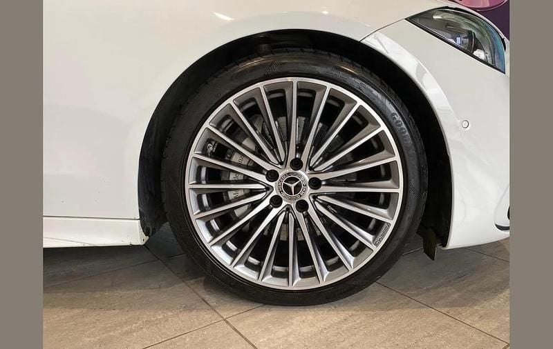 Used Mercedes C200 AMG Line Premium 200 HP (147 kW) 2023 White Estate