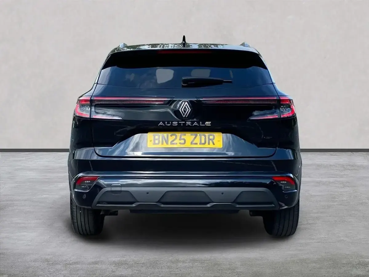 Used Renault Austral Techno 200 HP (147 kW) 2025 Black SUV