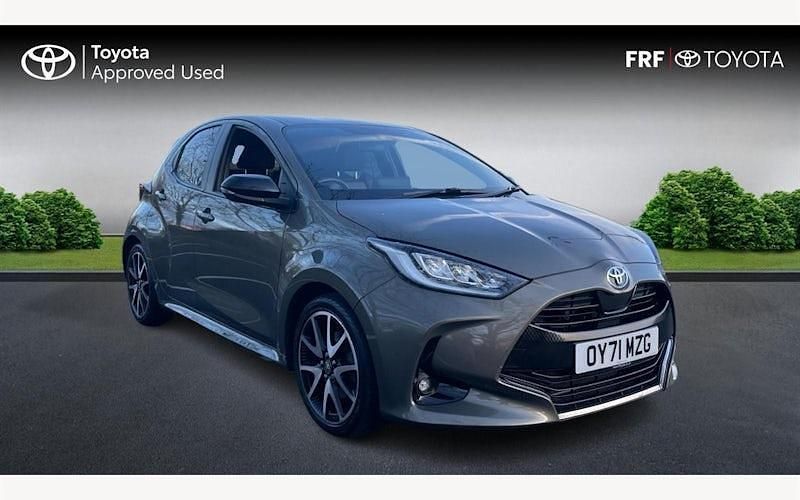 Used 2021 Toyota Yaris Hybrid Hatchback | £16,723 (A bit pricey) - Image 1/4