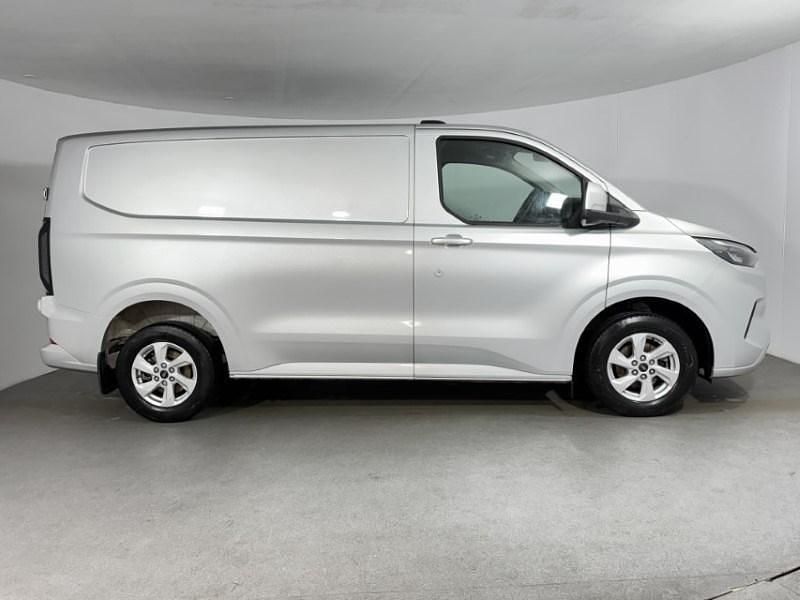 Used Ford Transit Custom Limited 136 HP (100 kW) 2024 Silver Van