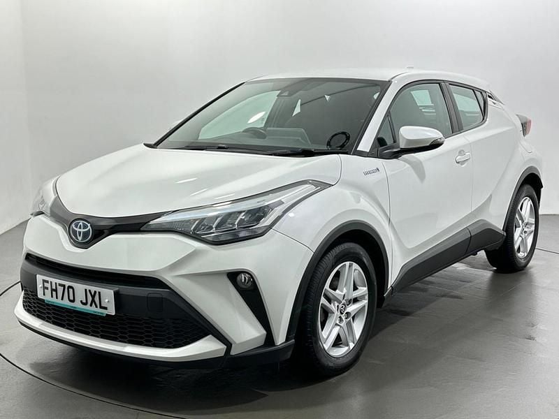 Used Toyota C-HR 122 HP (89 kW) 2021 White SUV