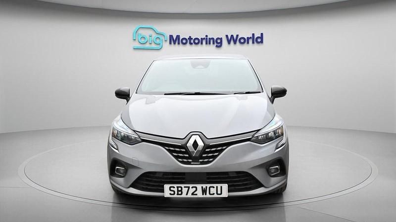 Used Renault Clio V Techno 90 HP (66 kW) 2023 Grey Hatchback