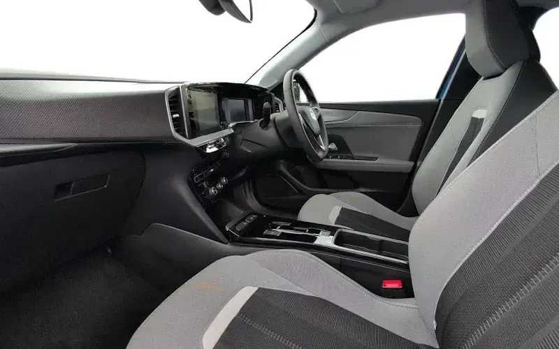 Gebraucht Vauxhall Mokka Design Edition 100 kW (136 PS) 2024 Blau SUV
