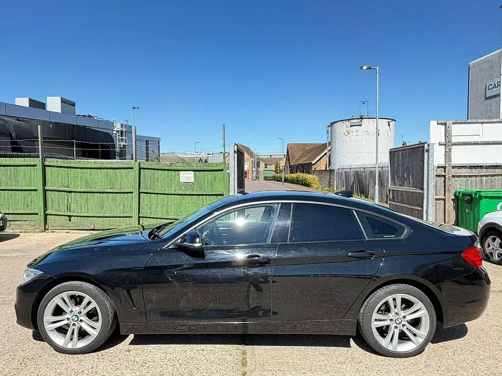 Begagnad BMW 420 Sport Line 2015 Svart Halvkombi