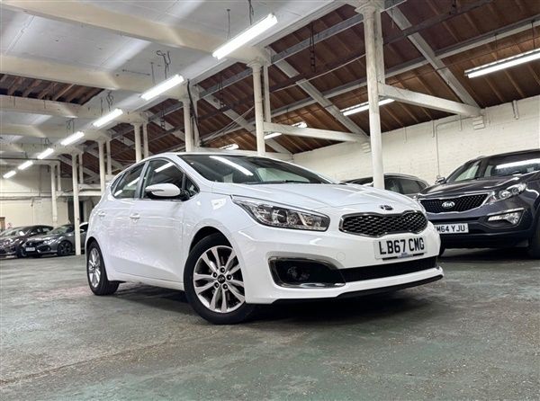 White Used 2018 Kia Ceed 2 Hatchback | £6,494 (Fair price) - Image 1/1