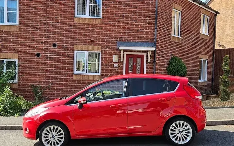 Used Ford Fiesta Zetec 97 HP (71 kW) 2010 Hatchback