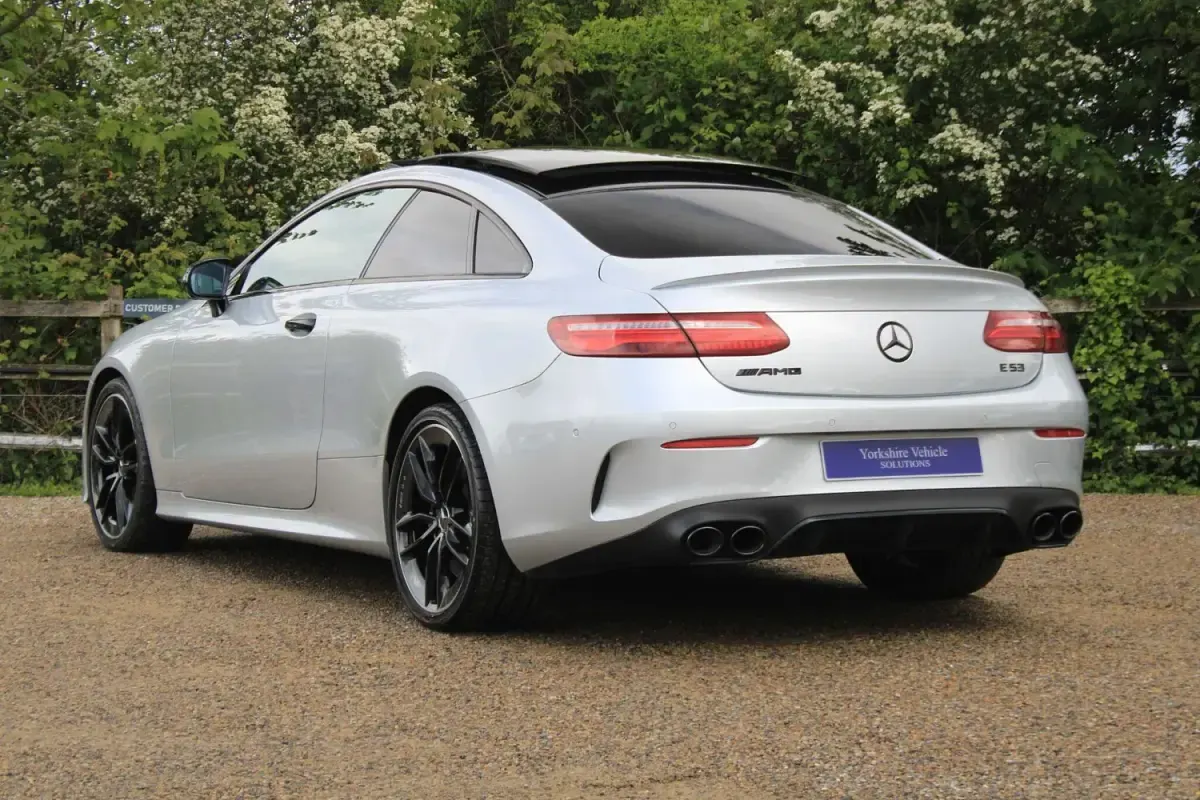 Usado Mercedes E53 AMG Premium 2020 Prateado Coupé