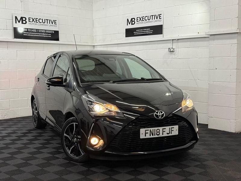 Black Used 2018 Toyota Yaris Design Hatchback | £8,990 (Fair price) - Image 1/4