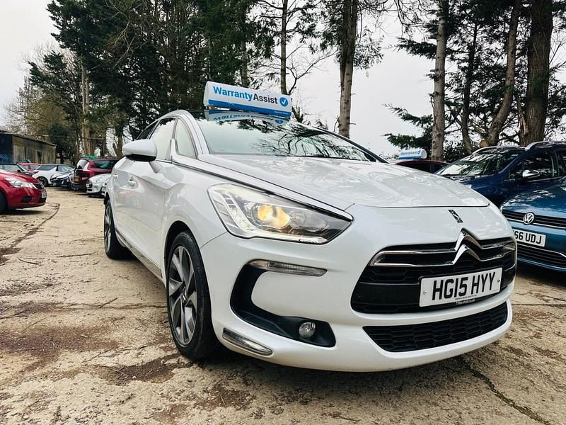 Used Citroën DS5 2015 White Hatchback