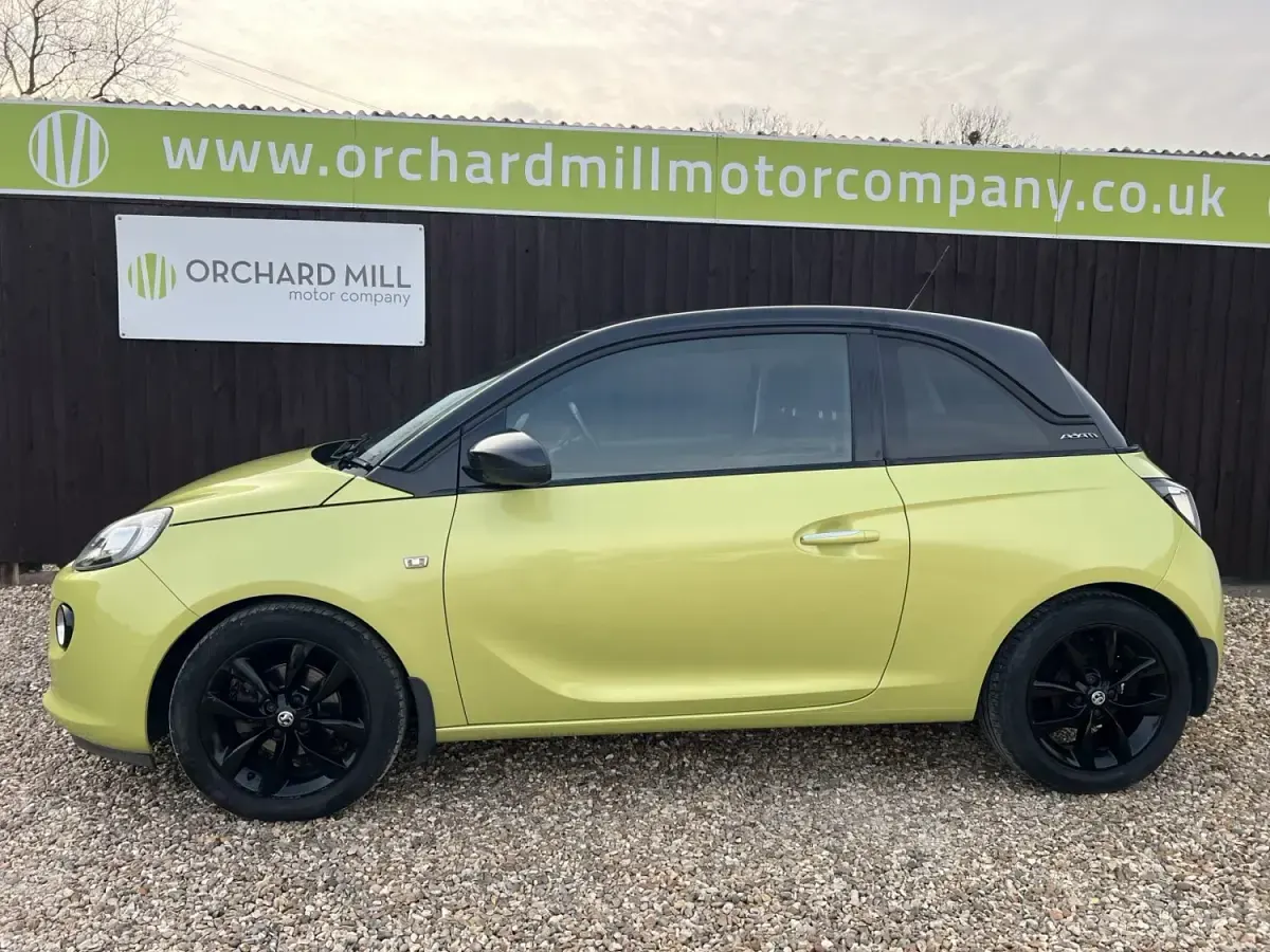 Używany Vauxhall Adam Jam 2014 Zielony Hatchback