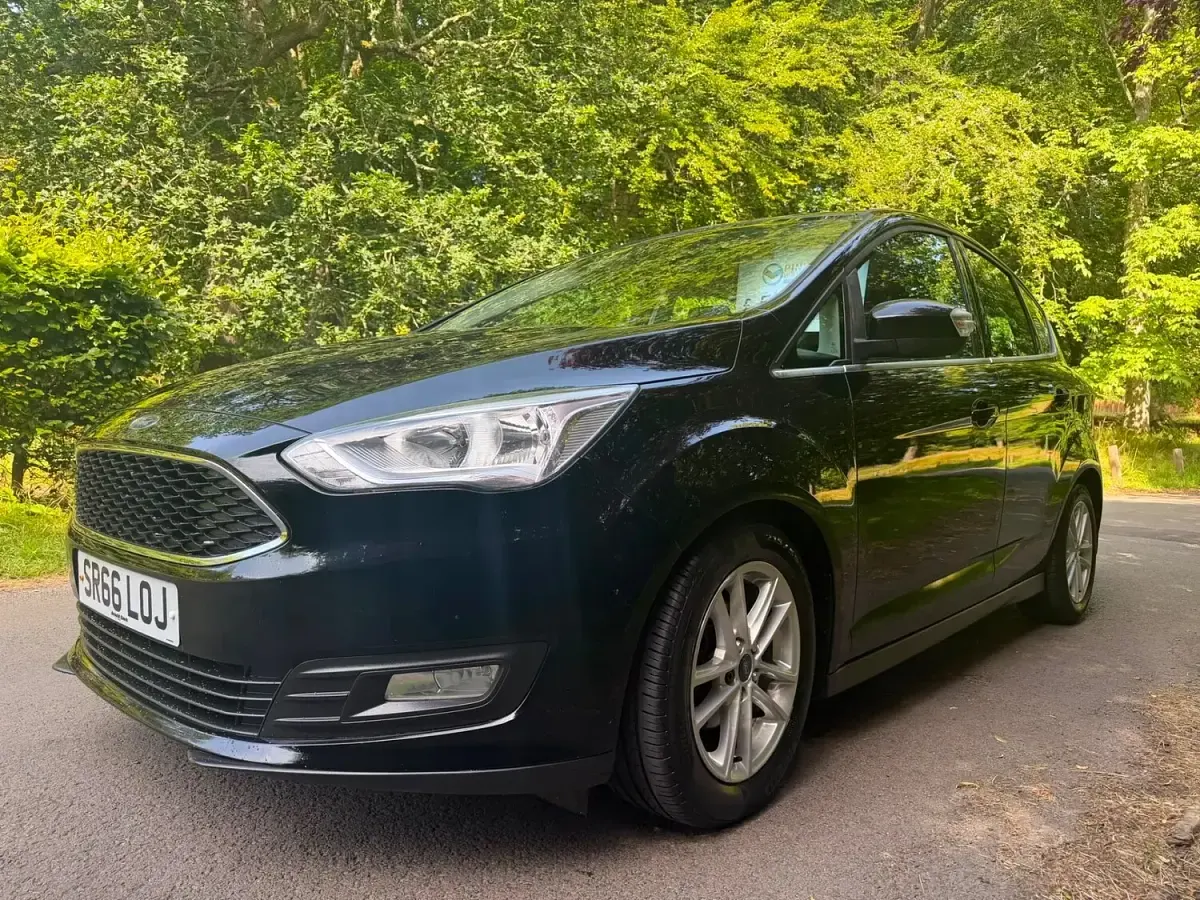 Used Ford C-MAX Zetec 125 HP (91 kW) 2016 Black MPV