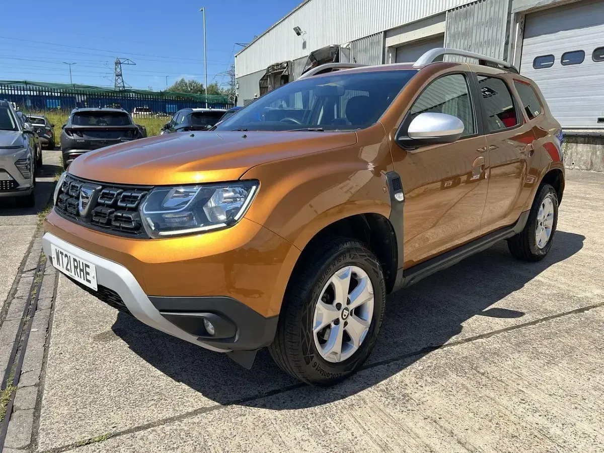 Used Dacia Duster Comfort 128 HP (94 kW) 2021 Orange SUV