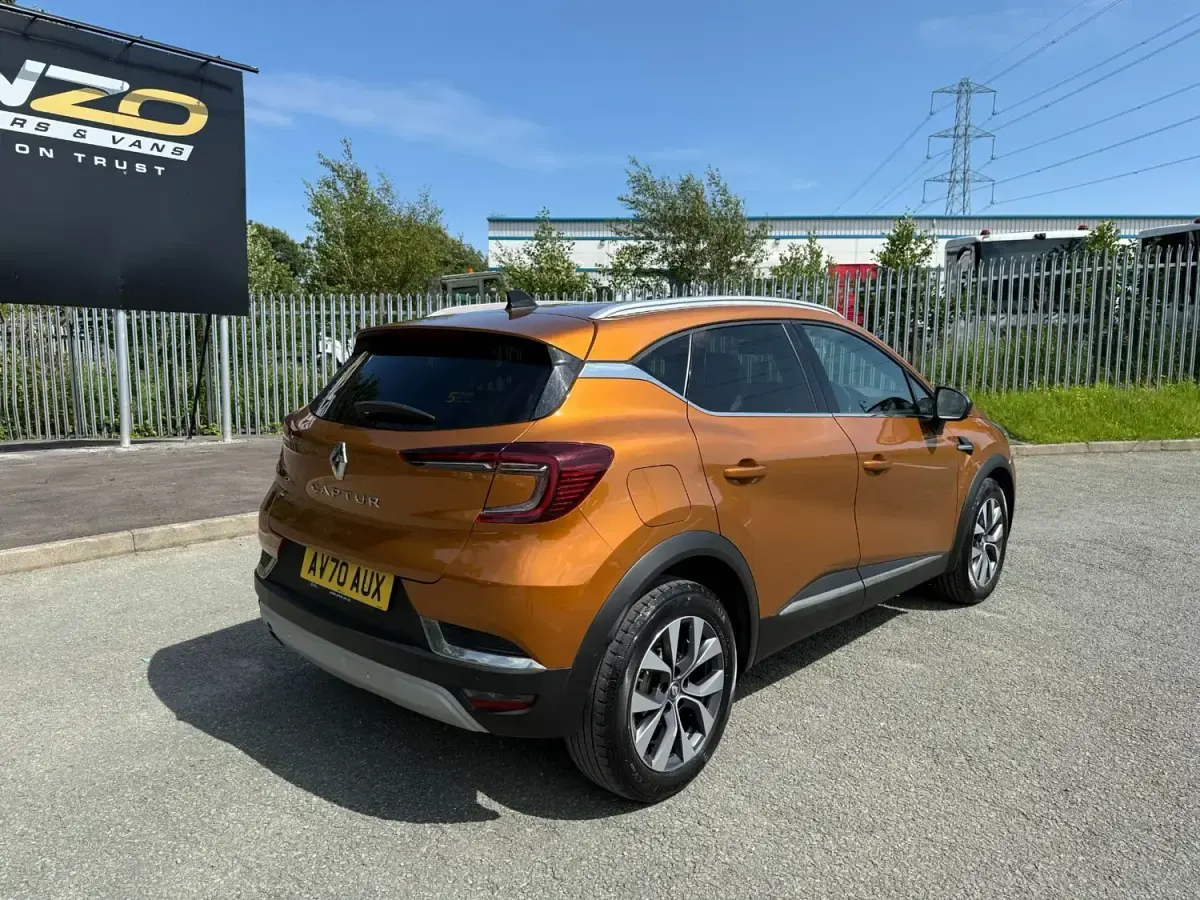 Second-hand Renault Captur Version S 2020 Portocaliu SUV