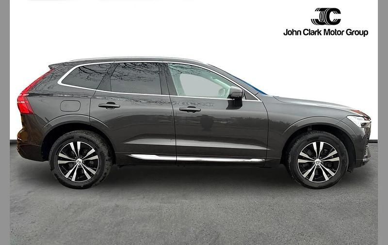 Used Volvo XC60 Inscription 337 HP (247 kW) 2022 Grey SUV