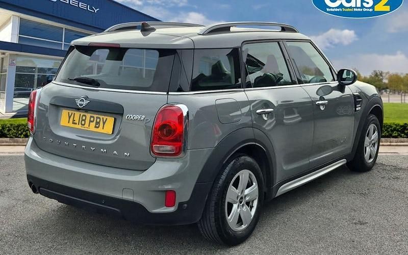 Usado Mini Cooper D 150 HP (110 kW) 2018 Cinzento Citadino