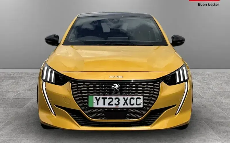 Used Peugeot e-208 Premium 100 kW (136 HP) 2022 Hatchback