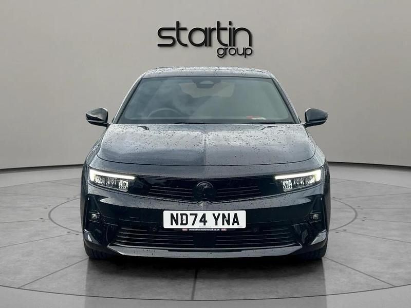 Used Vauxhall Astra S 128 HP (94 kW) 2024 Black Hatchback