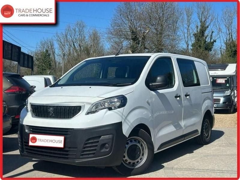 White Used 2017 Peugeot Expert Van | £7,901 (Expensive) - Image 1/4