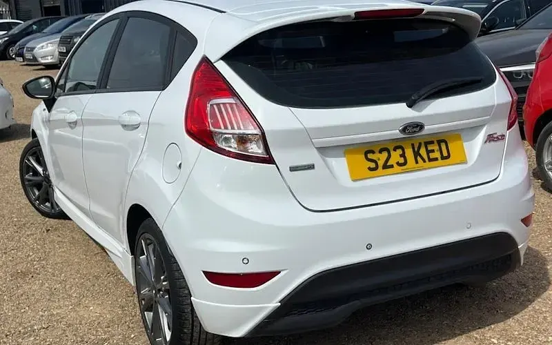 Used Ford Fiesta ST-Line 101 HP (74 kW) 2017 White Hatchback