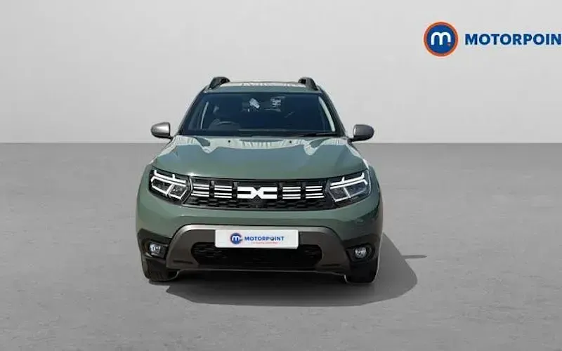 Used Dacia Duster Journey 90 HP (66 kW) 2024 Green SUV