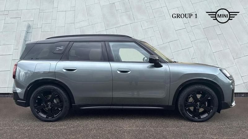 New Mini Countryman 227 kW (309 HP) 2025 Green SUV