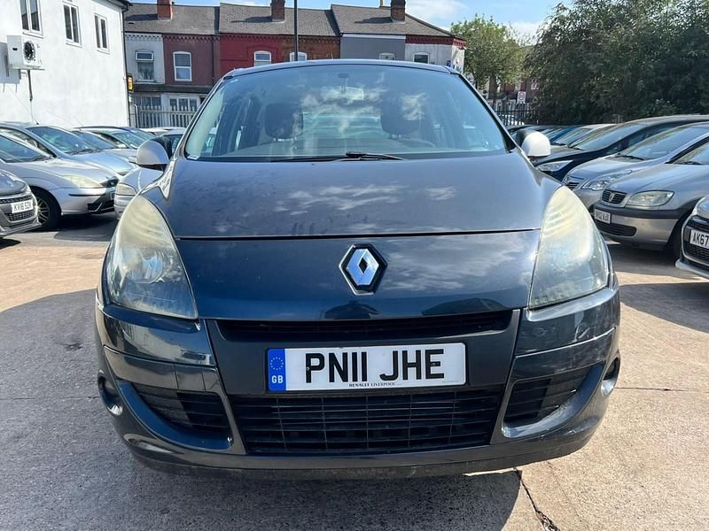 Used Renault Scénic III 110 HP (80 kW) 2011 Grey MPV