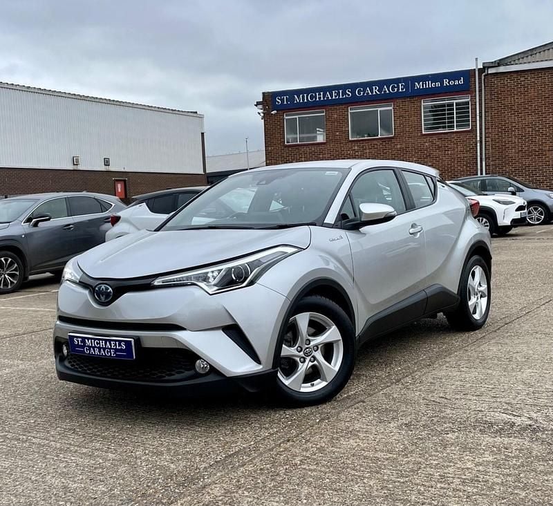 Silver Used 2017 Toyota C-HR SUV | £14,995 (Fair price) - Image 1/4