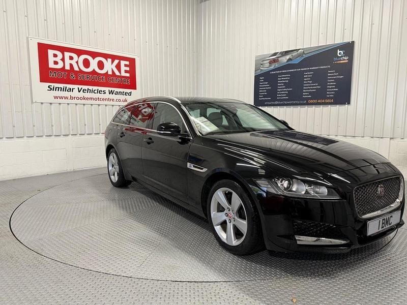 Black Used 2019 Jaguar XF Sportbrake Portfolio Estate | £16,790 (Fair price) - Image 1/2