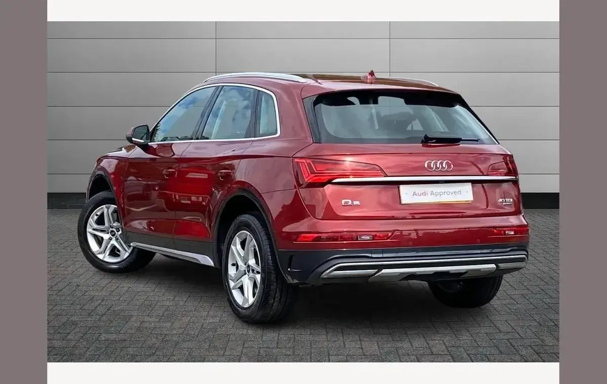 Used Audi Q5 Sport 204 HP (150 kW) 2023 Red SUV