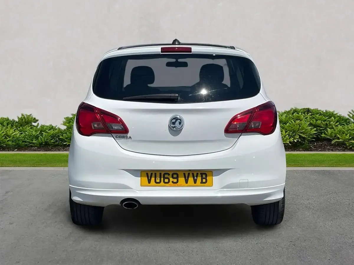Used Vauxhall Corsa SRi 2019 White Hatchback