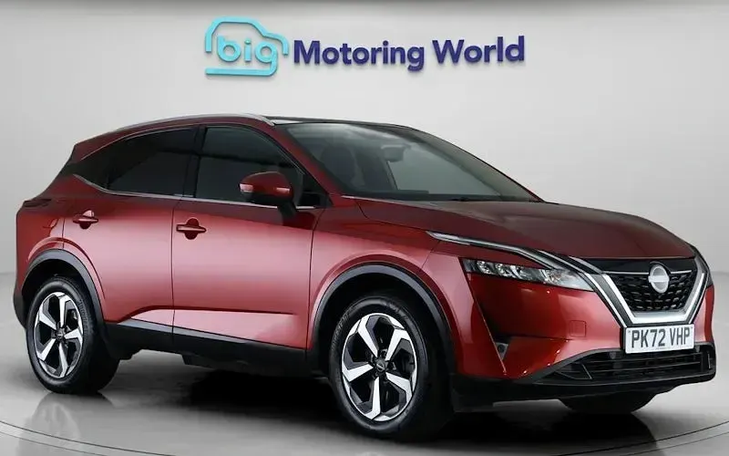 Begagnad Nissan Qashqai N-Connecta 190 HK (139 kW) 2023 SUV