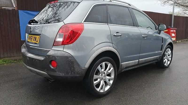Used Vauxhall Antara 184 HP (135 kW) 2011 Grey SUV