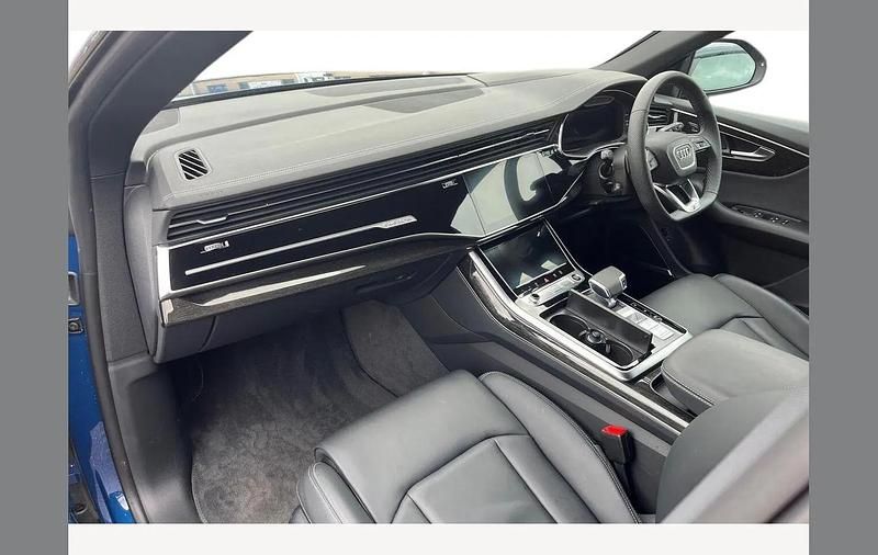 Used Audi Q8 Black Edition 286 HP (210 kW) 2025 Blue SUV