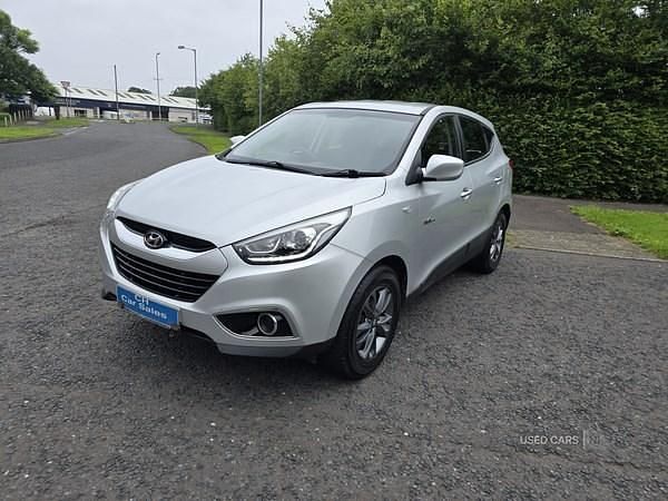 Silver Used 2015 Hyundai ix35 SUV | £3,925 (Good price) - Image 1/4