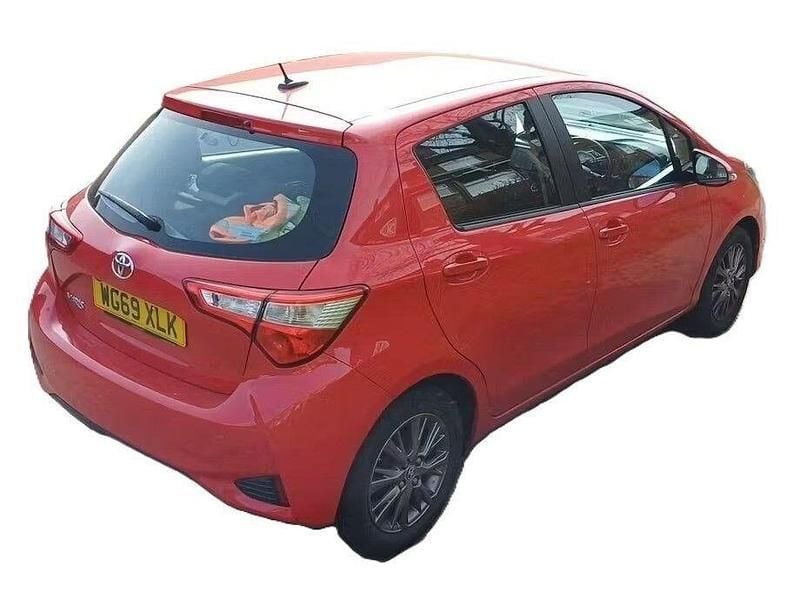 Used Toyota Yaris 111 HP (81 kW) 2020 Red Hatchback