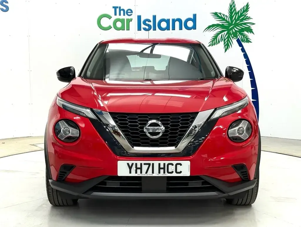 Used Nissan Juke Acenta 114 HP (83 kW) 2021 Red SUV