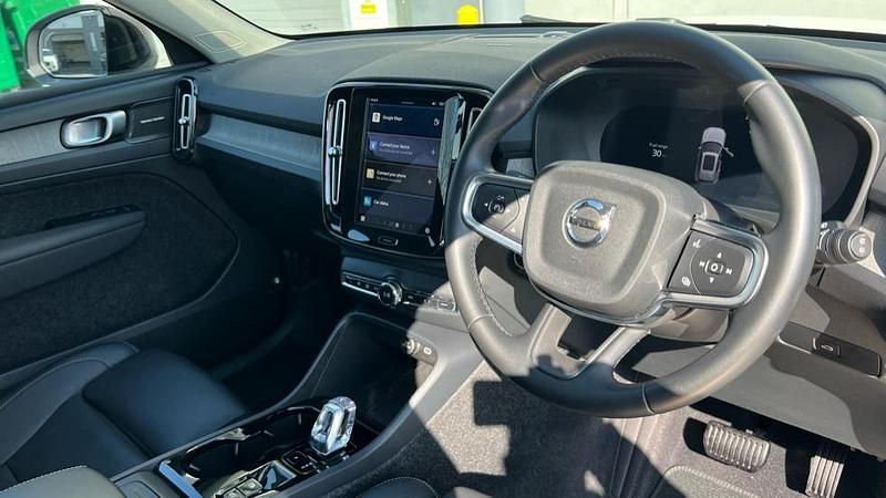 Usado Volvo XC40 Ultra 197 HP (144 kW) 2025 Branco SUV
