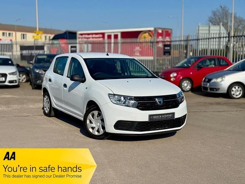 Used Dacia Sandero Essentiel 2019 White Hatchback