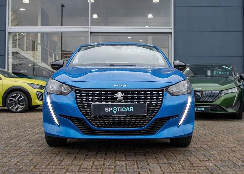Used Peugeot 208 Allure+ 99 HP (72 kW) 2022 Blue Hatchback