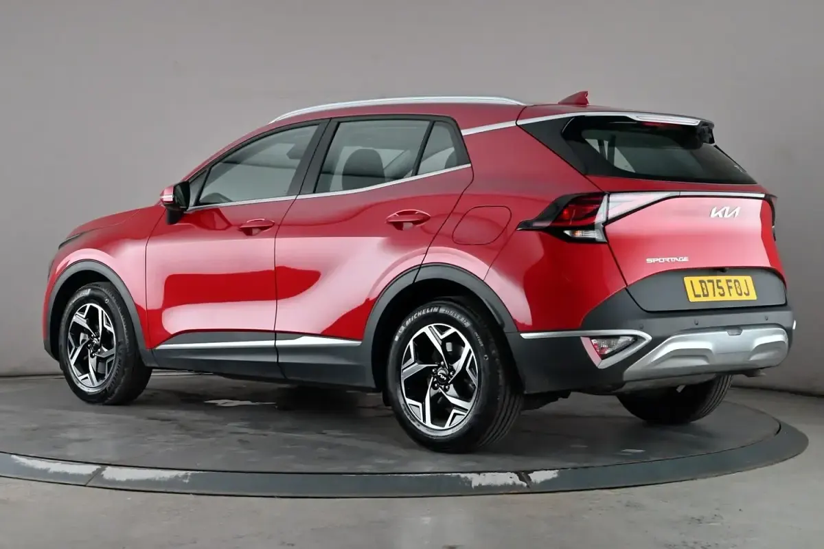 Used Kia Sportage 157 HP (115 kW) 2025 Red SUV