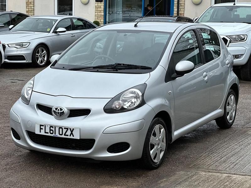 Used Toyota Aygo 2011 Silver Hatchback