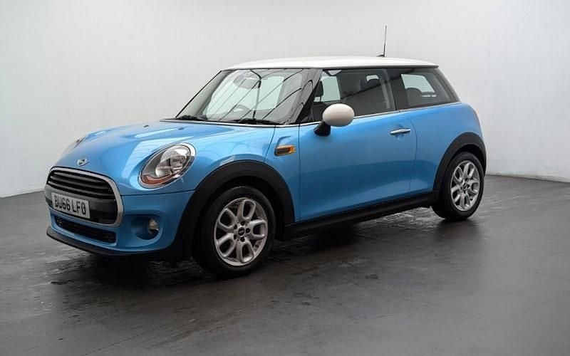 Used Mini Cooper Hatch 136 HP (100 kW) 2016 Blue Hatchback