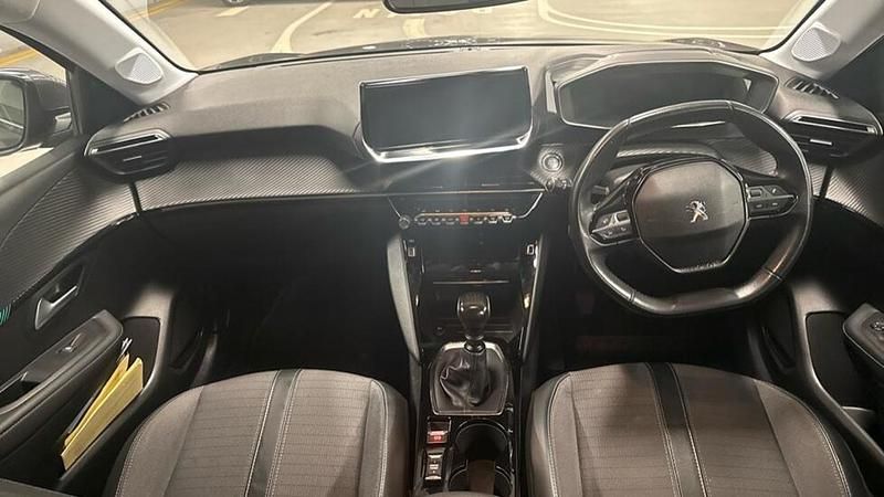 Used Peugeot 208 Allure Premium 99 HP (72 kW) 2020 Grey Hatchback