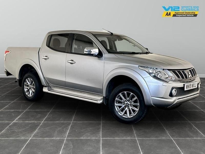 Silver Used 2019 Mitsubishi L200 Pickup | £13,495 (Super price) - Image 1/2