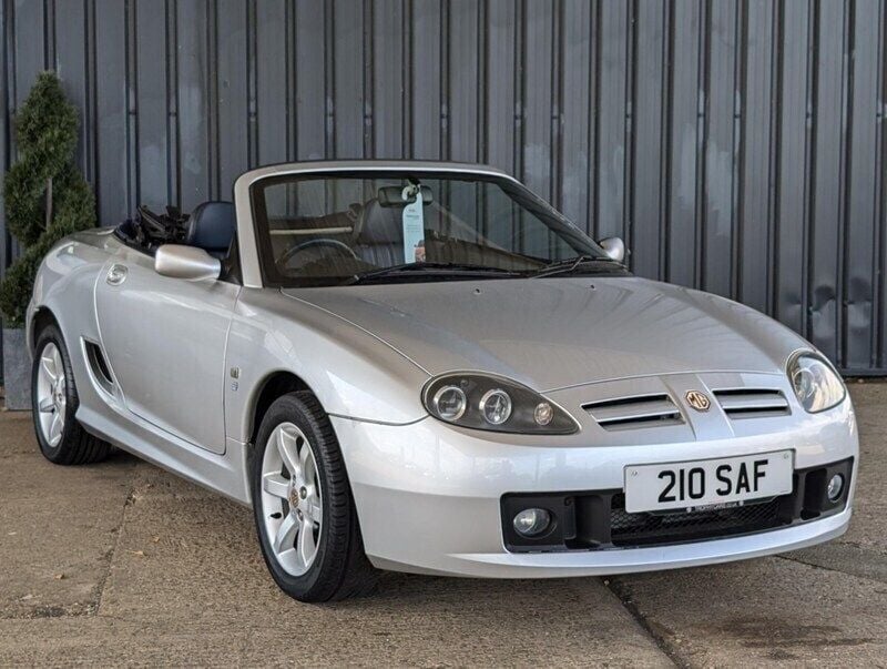 Used MG TF 135 HP (99 kW) 2004 Silver Cabriolet